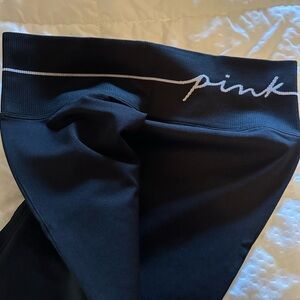 PINK VICTORIA SECRET LEGGINGS